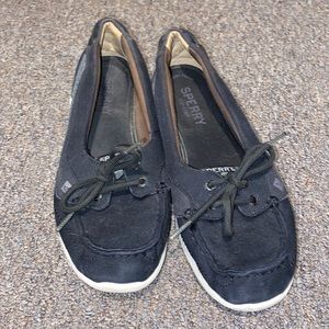 Black Sperrys 7.5
